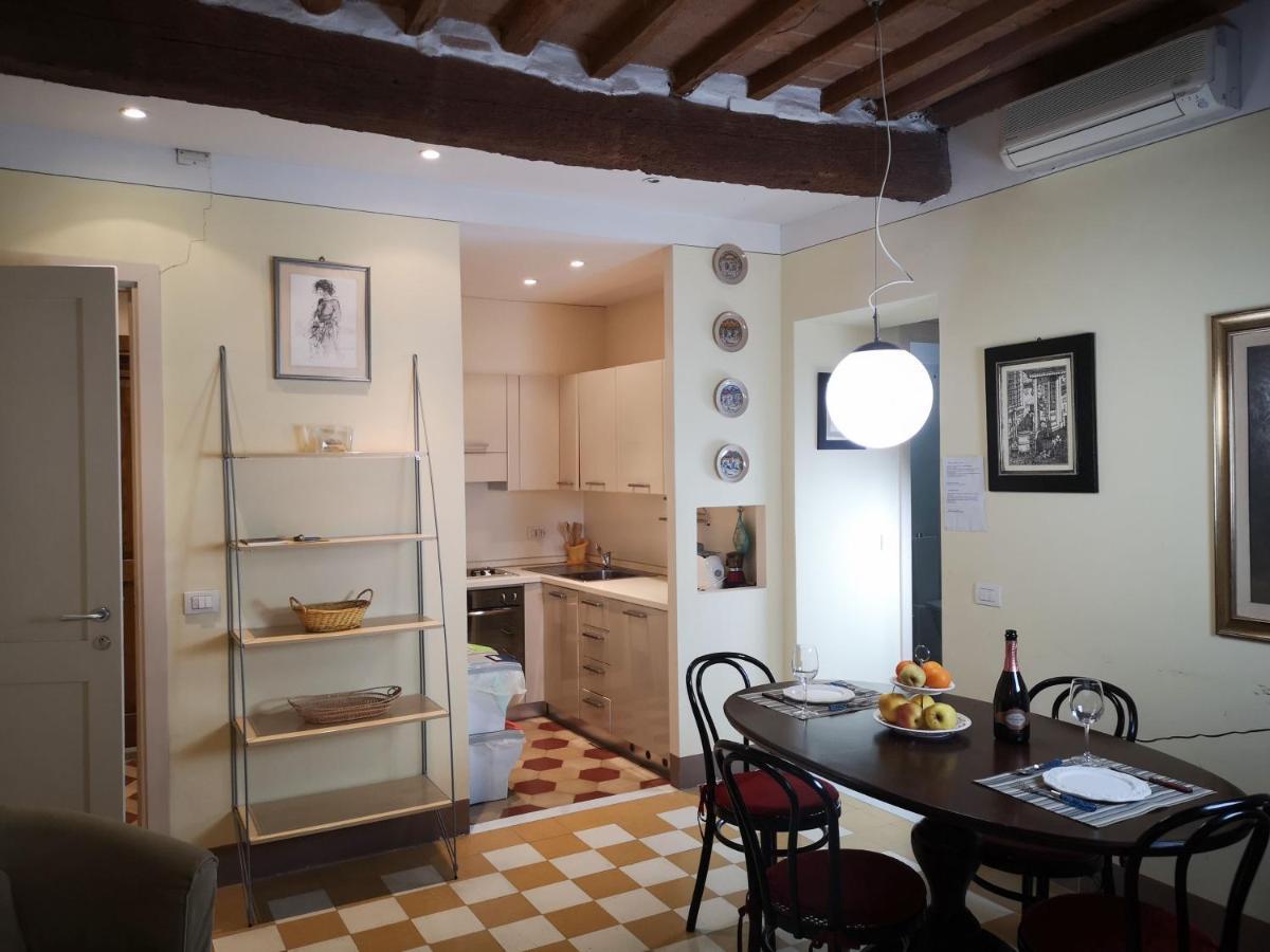 루카 A Palazzo Busdraghi Residenza D'Epoca B&B 외부 사진