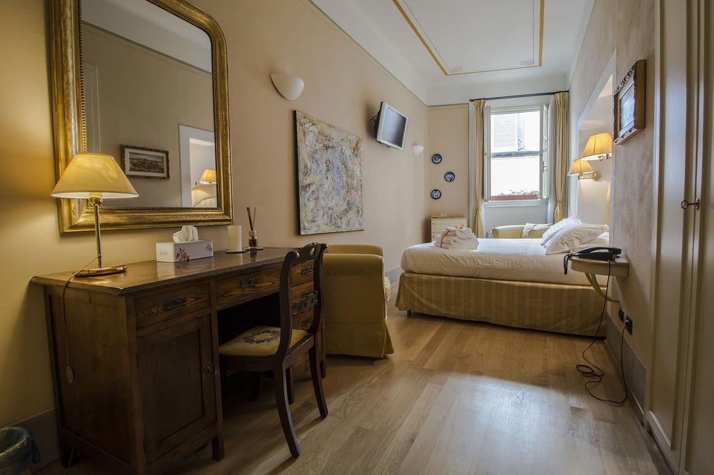 루카 A Palazzo Busdraghi Residenza D'Epoca B&B 외부 사진