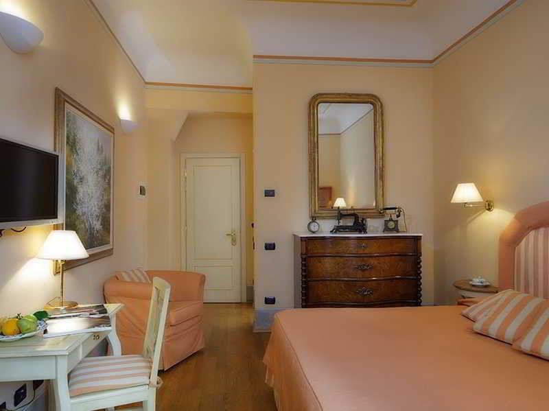 루카 A Palazzo Busdraghi Residenza D'Epoca B&B 외부 사진