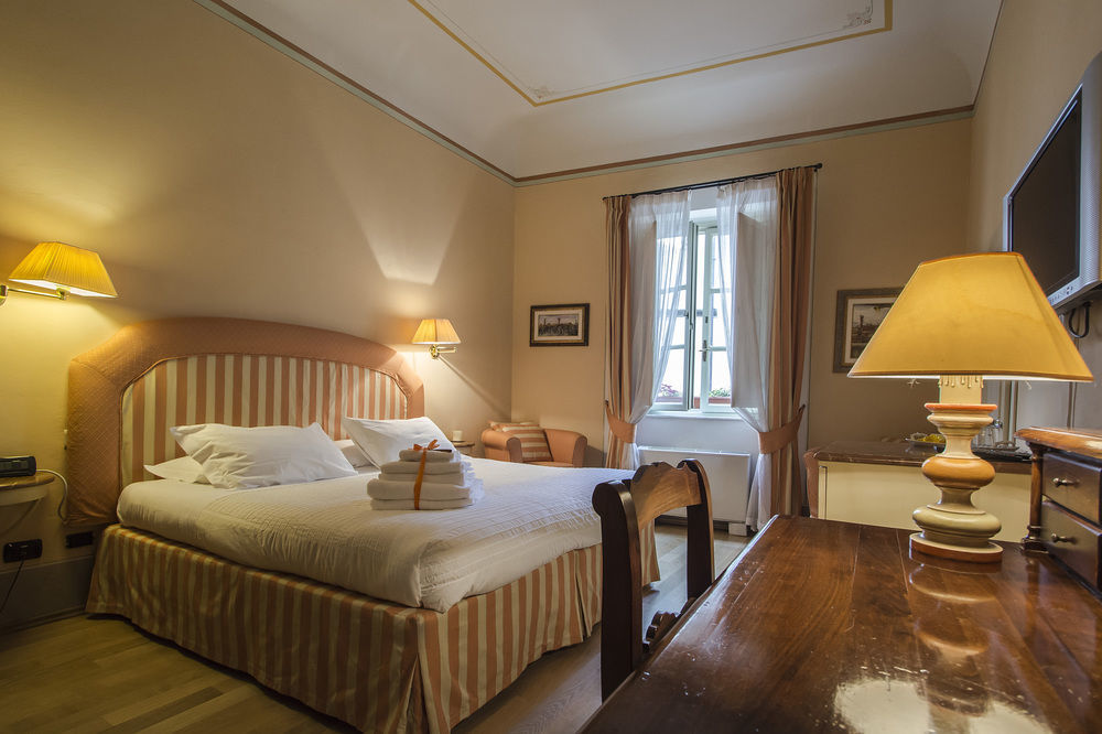 루카 A Palazzo Busdraghi Residenza D'Epoca B&B 외부 사진