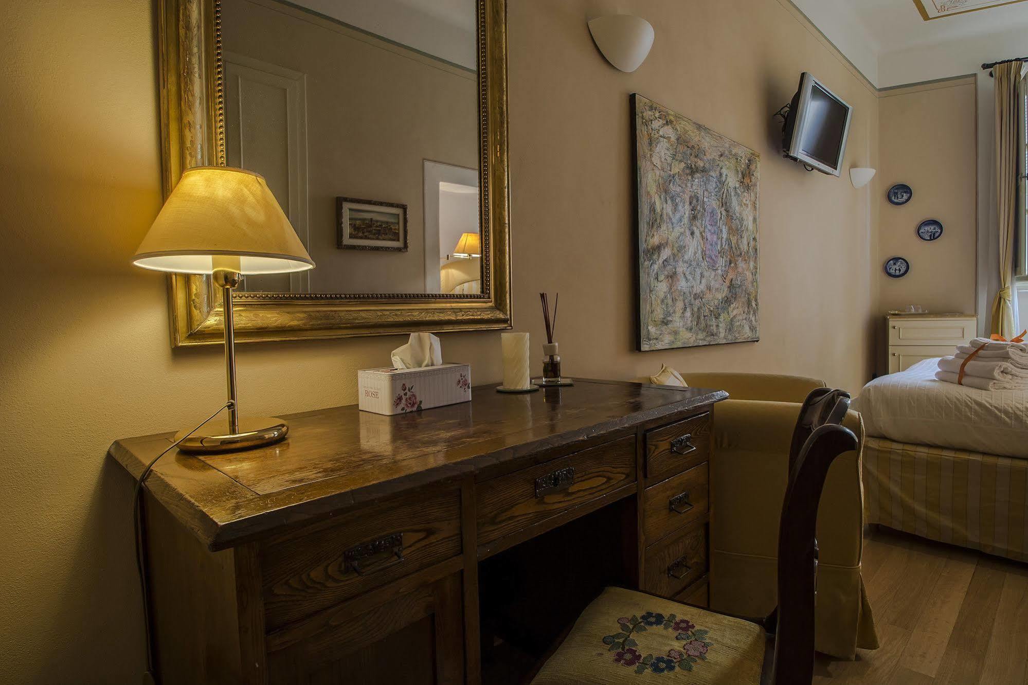 루카 A Palazzo Busdraghi Residenza D'Epoca B&B 외부 사진