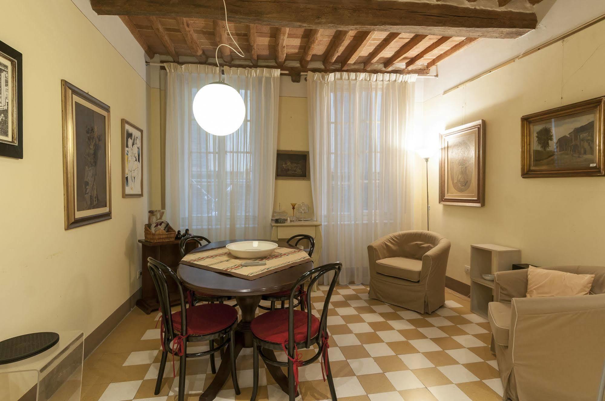 루카 A Palazzo Busdraghi Residenza D'Epoca B&B 외부 사진